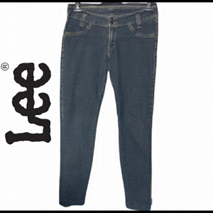 LEE Dark Blue Wash Super Low Rise Women’s Jeans Size 32